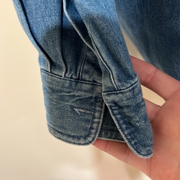 Vintage long sleeve button down embroidered denim top women’s sz M, as is - Picture 8 of 11